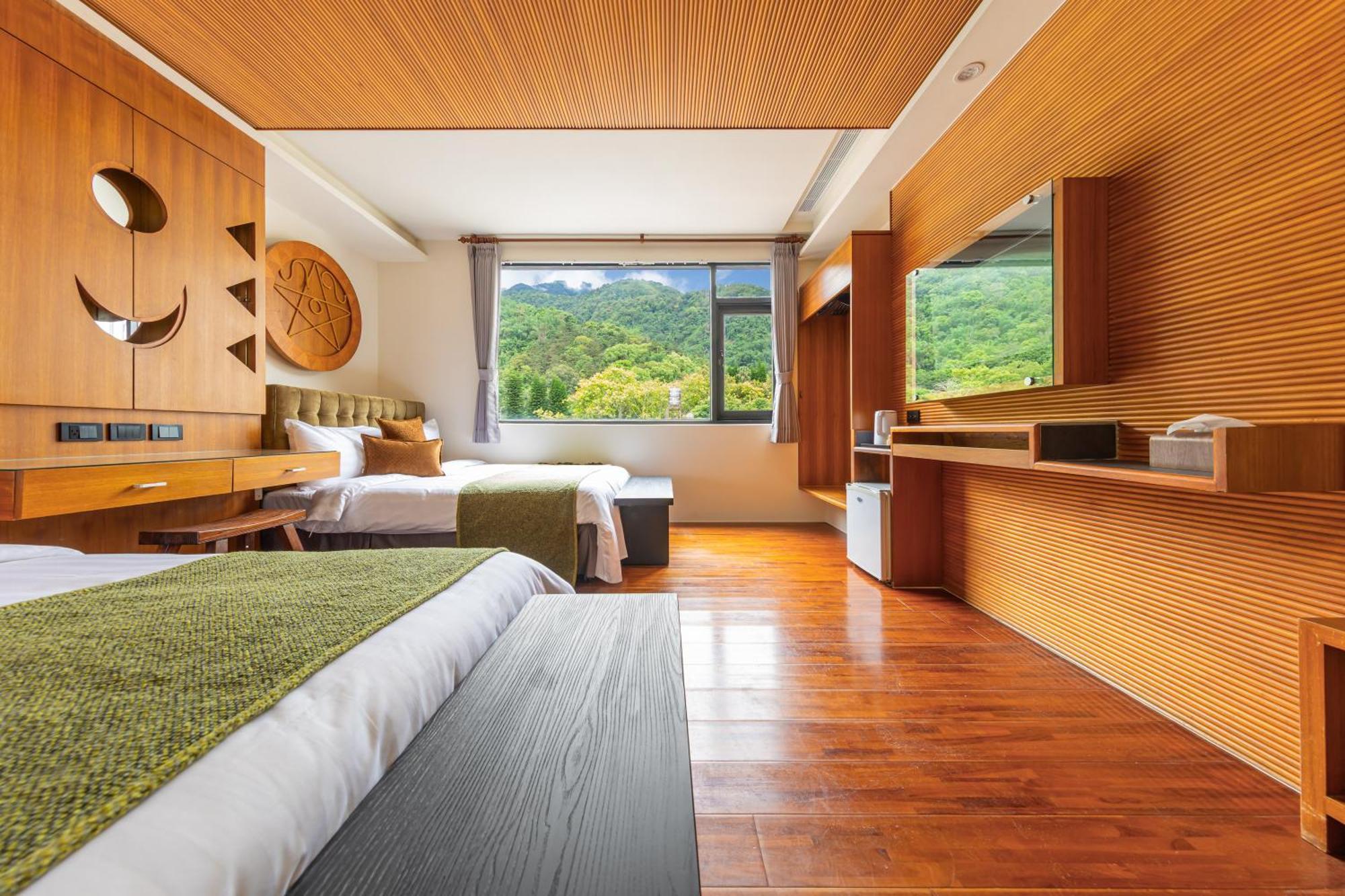יוצ'י Sun Moon Lake Itathao Vacation Inn With Elevator מראה חיצוני תמונה