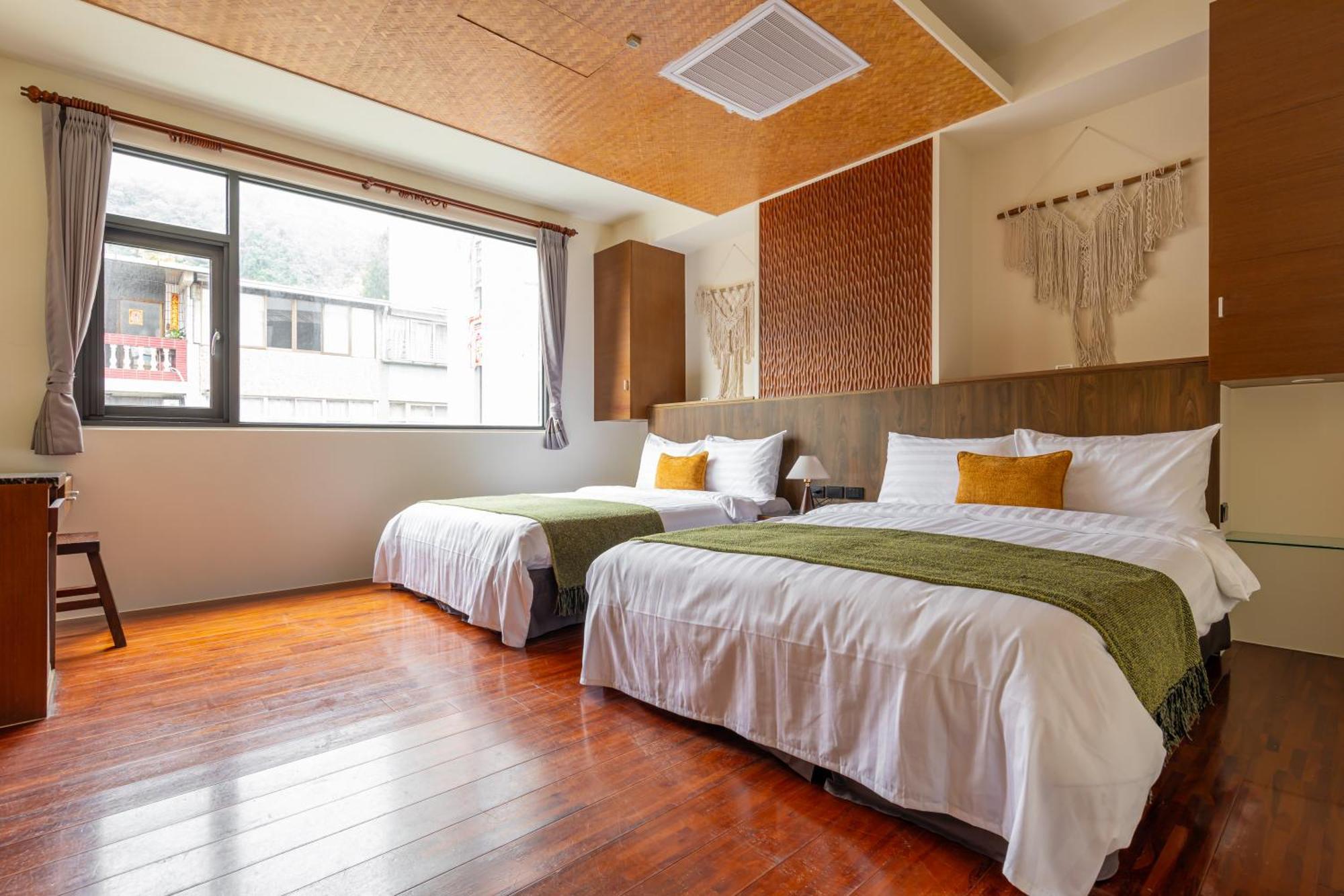 יוצ'י Sun Moon Lake Itathao Vacation Inn With Elevator מראה חיצוני תמונה