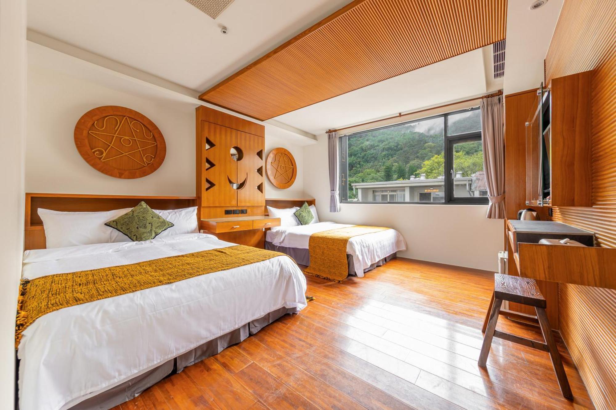 יוצ'י Sun Moon Lake Itathao Vacation Inn With Elevator מראה חיצוני תמונה