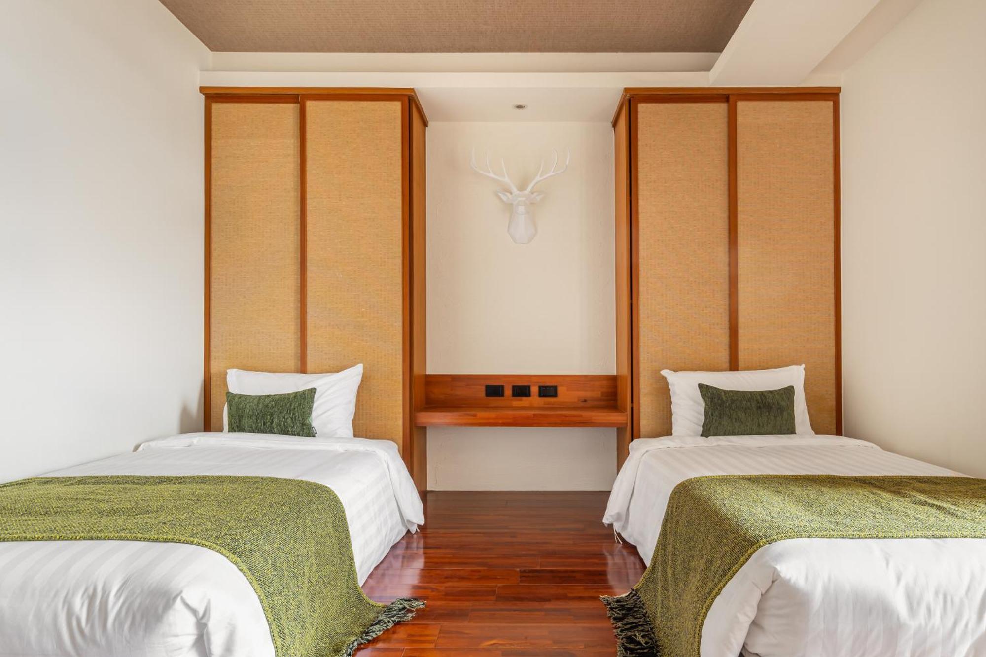 יוצ'י Sun Moon Lake Itathao Vacation Inn With Elevator מראה חיצוני תמונה