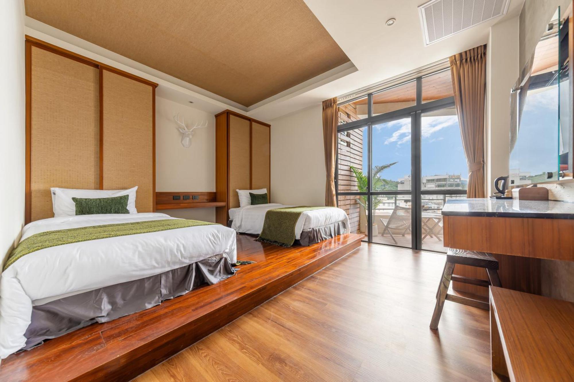 יוצ'י Sun Moon Lake Itathao Vacation Inn With Elevator מראה חיצוני תמונה
