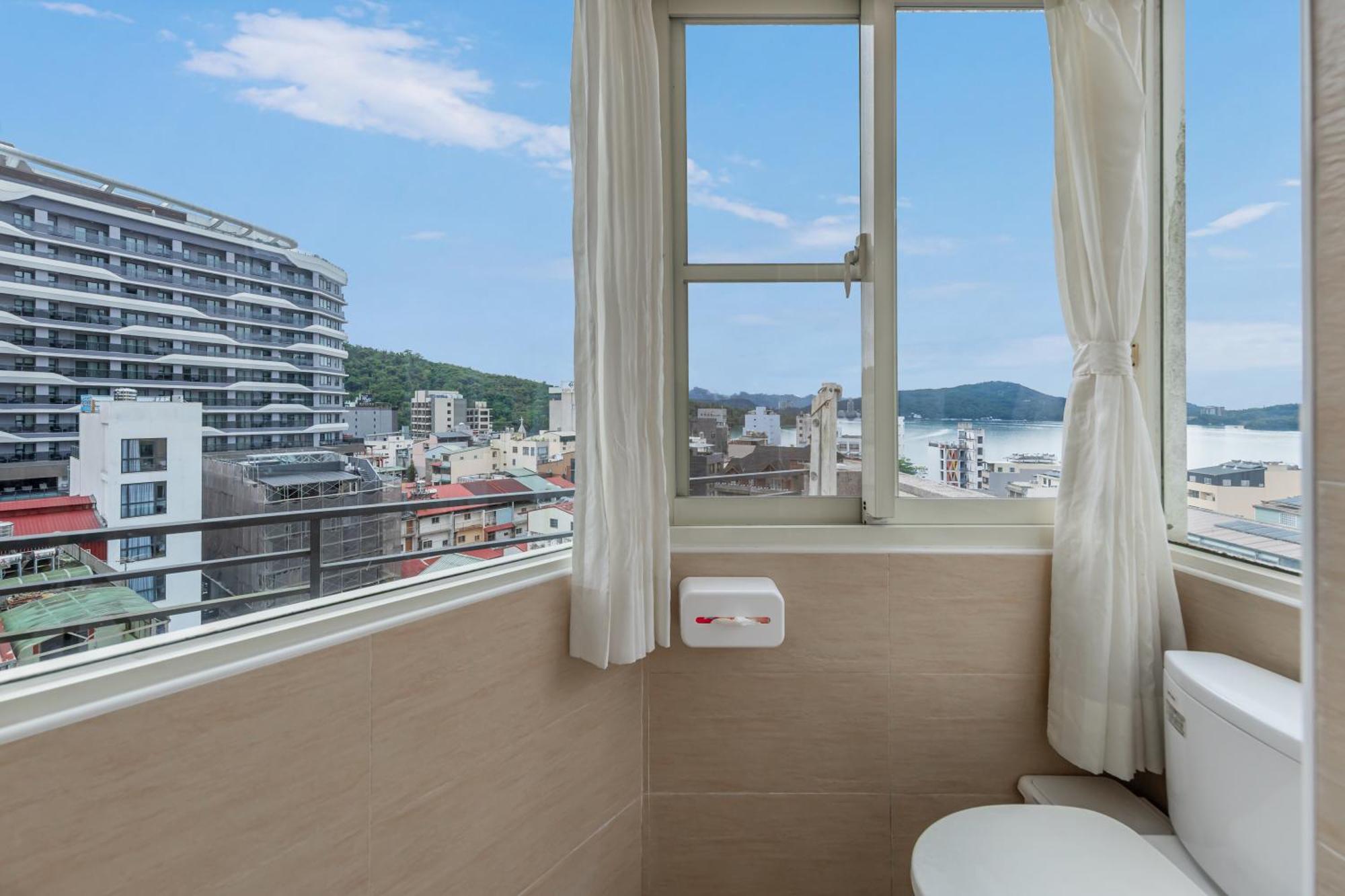 יוצ'י Sun Moon Lake Itathao Vacation Inn With Elevator מראה חיצוני תמונה