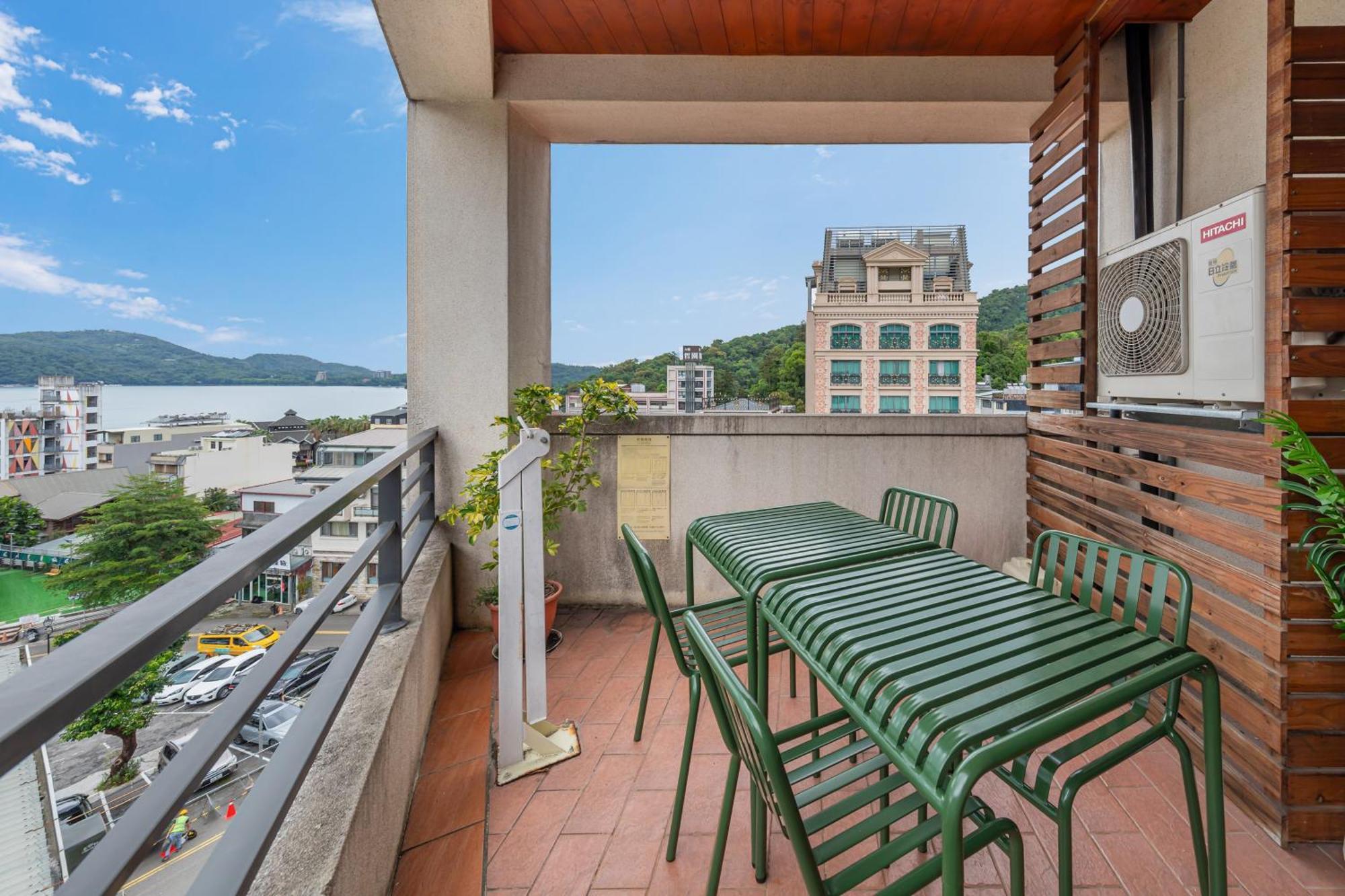 יוצ'י Sun Moon Lake Itathao Vacation Inn With Elevator מראה חיצוני תמונה