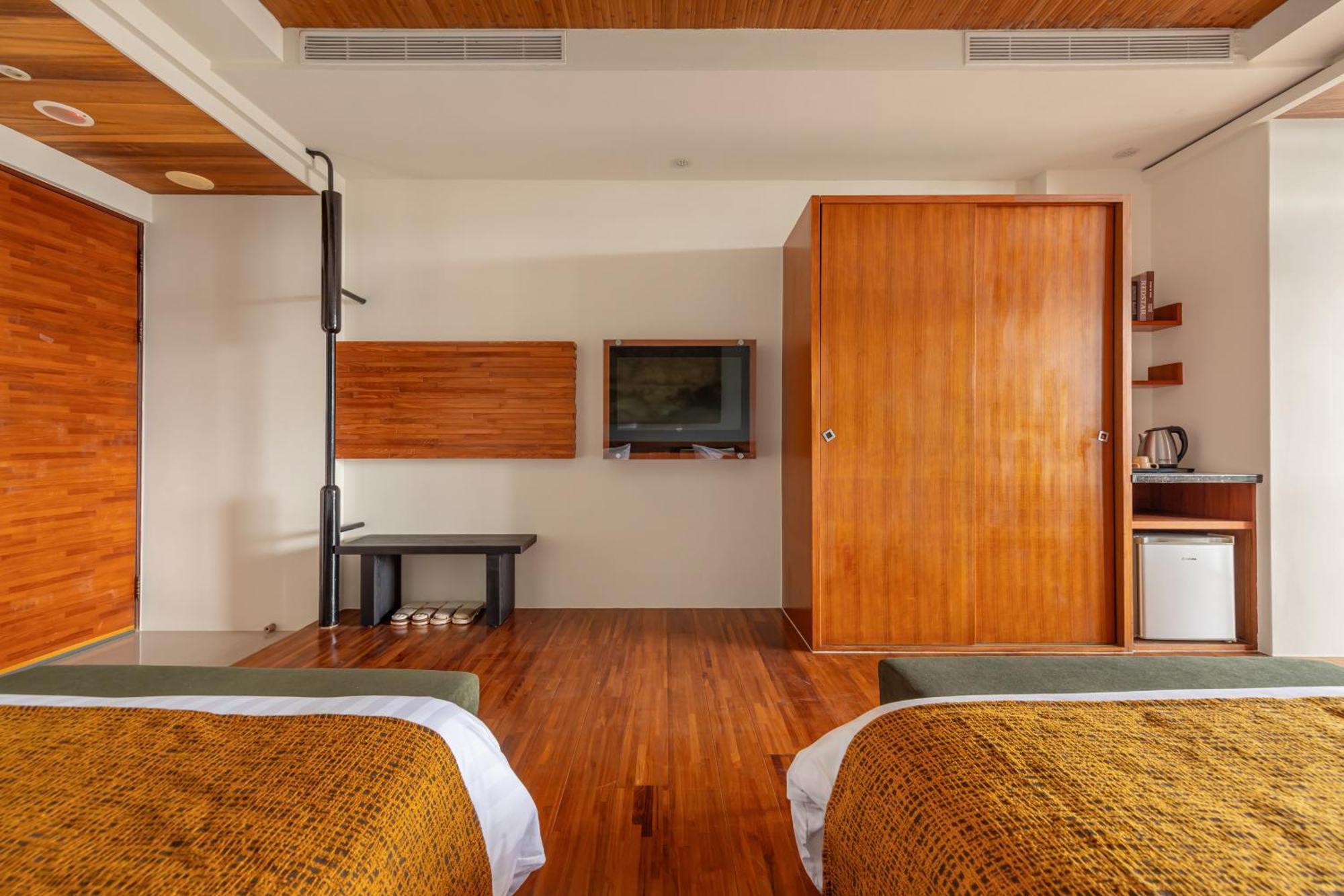 יוצ'י Sun Moon Lake Itathao Vacation Inn With Elevator מראה חיצוני תמונה